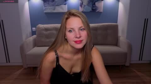 Snapshot of melaniebennett chatting on 04-30-26, 06:42 Melanie Bennett online show from 04-30-26, 06:42