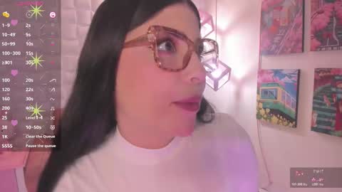 Snapshot of melaniegrayx chatting on 11-04-25, 02:27 melaniegrayx online show from 11-04-25, 02:27