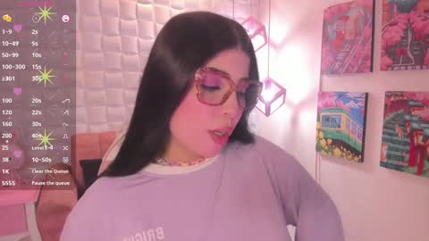 Snapshot of melaniegrayx chatting on 11-10-25, 02:38 melaniegrayx online show from 11-10-25, 02:38