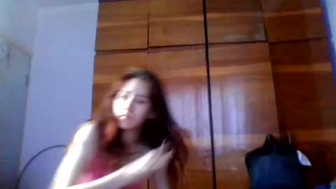 Snapshot of melaniepavan chatting on 04-28-26, 05:12 Marry online show from 04-28-26, 05:12