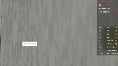 Snapshot of melanierioss_ chatting on 04-29-26, 01:26 online show from 04-29-26, 01:26