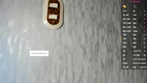 Snapshot of melanierioss_ chatting on 05-01-26, 01:16 online show from 05-01-26, 01:16