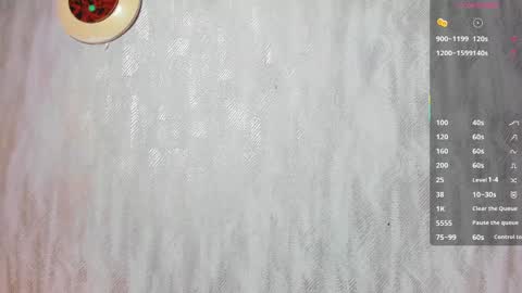 Snapshot of melanierioss_ chatting on 06-05-26, 01:17 online show from 06-05-26, 01:17