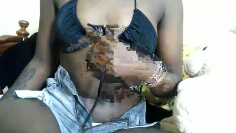 Snapshot of melanin_princess2 chatting on 07-04-26, 12:11 melanin_princess2 online show from 07-04-26, 12:11