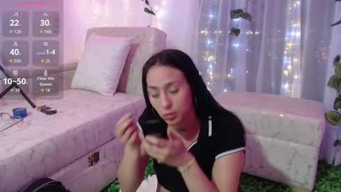 Snapshot of melanishaw chatting on 09-26-25, 02:26 melany sox online show from 09-26-25, 02:26
