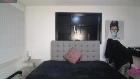 melanny_petite online show from 05-20-26, 12:22