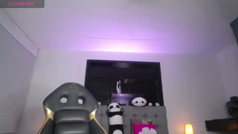 melanny_petite online show from 07-18-26, 01:15