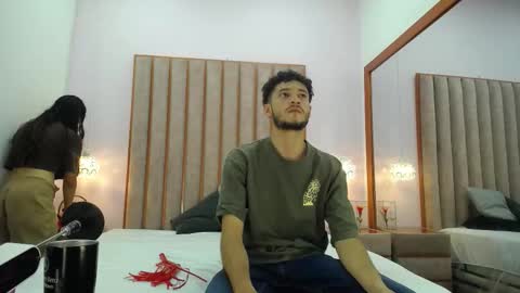 melanyandethan online show from 10-19-25, 11:05