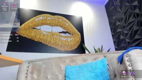 Melany Mendoza online show from 01-31-25, 03:11