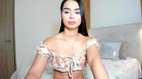 Snapshot of melanyrosse chatting on 06-08-26, 02:17 Melany online show from 06-08-26, 02:17