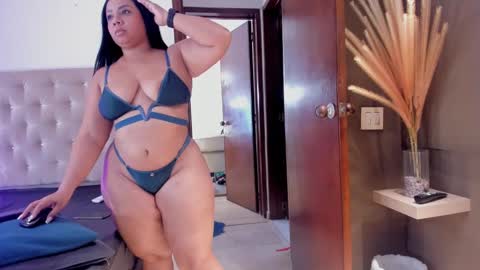 Snapshot of melanyshayk chatting on 01-23-25, 05:52 Melany online show from 01-23-25, 05:52