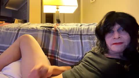 Tan lines online show from 12-19-25, 11:12