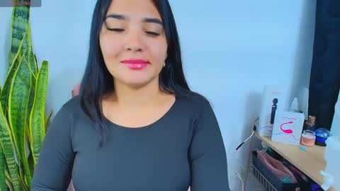 Snapshot of meli__brown chatting on 05-18-26, 04:07 Independent model online show from 05-18-26, 04:07
