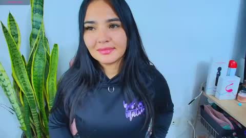 Snapshot of meli__brown chatting on 05-19-26, 01:56 Independent model online show from 05-19-26, 01:56