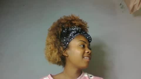 Snapshot of meliana98 chatting on 11-04-25, 05:28 meliana98 online show from 11-04-25, 05:28