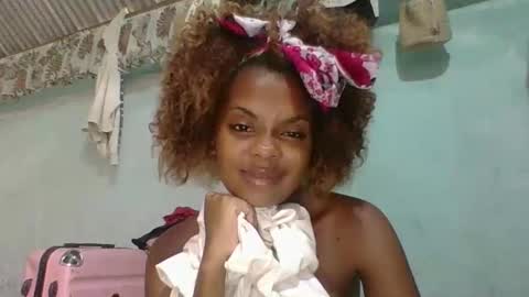 Snapshot of meliana98 chatting on 12-05-25, 08:45 meliana98 online show from 12-05-25, 08:45