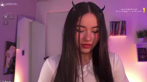 Meli           online show from 06-26-26, 06:01