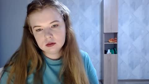 Melina online show from 11-19-25, 05:40