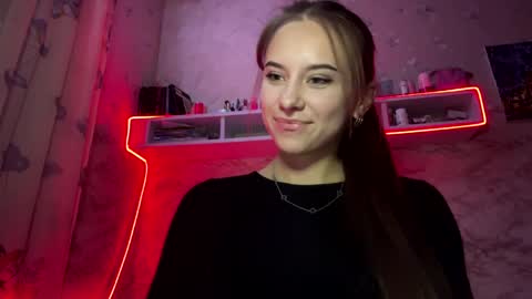 Snapshot of melinapares chatting on 03-28-26, 05:12 melinapares online show from 03-28-26, 05:12