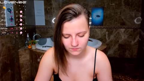 Melinda online show from 11-22-25, 12:31