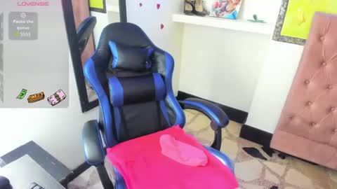 Snapshot of melisa_14 chatting on 06-13-26, 11:41 Melisa online show from 06-13-26, 11:41