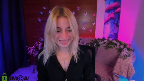 Melisa online show from 12-17-24, 09:27