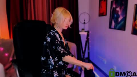 Melisa online show from 01-29-25, 04:36