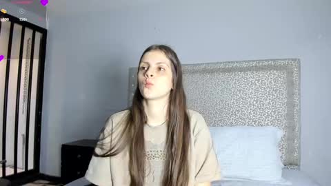 Snapshot of melisabostton_ chatting on 02-14-25, 12:57 Melissa online show from 02-14-25, 12:57