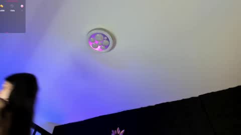 Snapshot of melisabostton_ chatting on 09-12-25, 03:56 Melissa online show from 09-12-25, 03:56