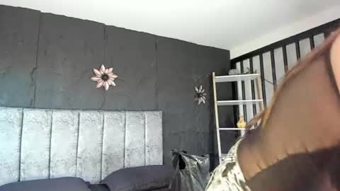 Snapshot of melisabostton_ chatting on 07-07-26, 12:53 Melissa online show from 07-07-26, 12:53
