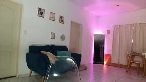 Snapshot of melisacreamy chatting on 01-10-26, 10:06 Melisa online show from 01-10-26, 10:06