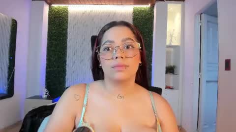 Melissa  Everyday From 1430 to 2130 Col Time online show from 07-19-26, 11:25