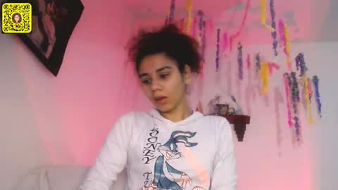 Snapshot of meliss1 chatting on 02-13-25, 12:11 melissa online show from 02-13-25, 12:11