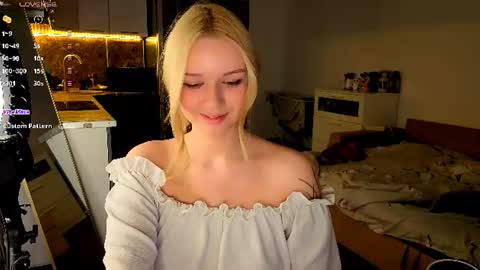 Mel or Lissa 3 Welcome here online show from 07-31-26, 08:30