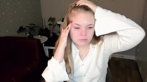 Snapshot of melissa_199 chatting on 01-19-26, 04:38 Sophia online show from 01-19-26, 04:38