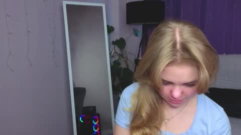 Snapshot of melissa_199 chatting on 02-09-26, 05:22 Sophia online show from 02-09-26, 05:22