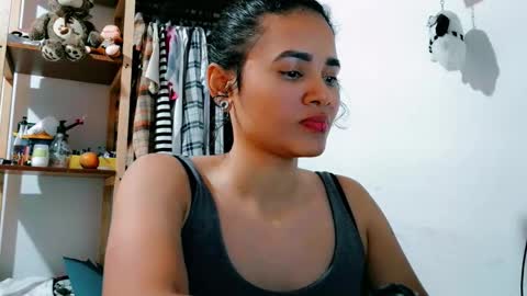 Snapshot of melissa_and_carol chatting on 02-02-26, 08:29 Carol - Dany online show from 02-02-26, 08:29