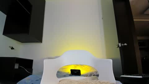 M E L I S S A  online show from 11-25-25, 12:16