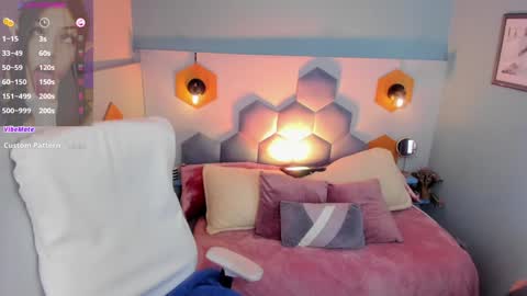 Snapshot of melissa_koster chatting on 01-12-25, 10:33 Melissa 3 online show from 01-12-25, 10:33