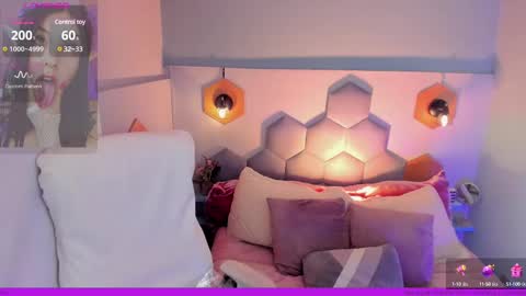 Snapshot of melissa_koster chatting on 02-11-25, 05:16 Melissa 3 online show from 02-11-25, 05:16