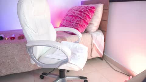 Melissa online show from 10-14-25, 12:28