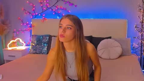 Snapshot of melissacrayzy chatting on 09-22-25, 05:20 MelissaCrayzy online show from 09-22-25, 05:20