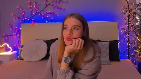 Snapshot of melissacrayzy chatting on 10-25-25, 04:42 MelissaCrayzy online show from 10-25-25, 04:42