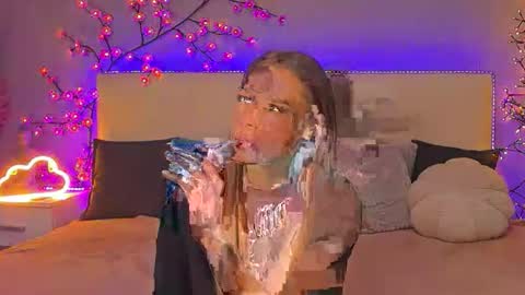 Snapshot of melissacrayzy chatting on 11-01-25, 02:19 MelissaCrayzy online show from 11-01-25, 02:19