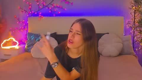 Snapshot of melissacrayzy chatting on 11-10-25, 06:23 MelissaCrayzy online show from 11-10-25, 06:23