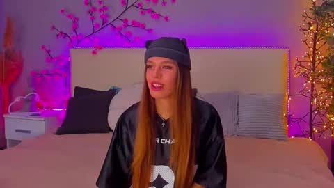 Snapshot of melissacrayzy chatting on 11-16-25, 06:19 MelissaCrayzy online show from 11-16-25, 06:19