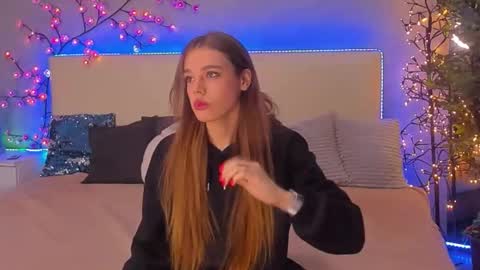 Snapshot of melissacrayzy chatting on 12-02-25, 06:30 MelissaCrayzy online show from 12-02-25, 06:30