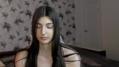 Melissa online show from 06-03-26, 02:33