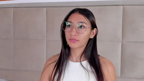 Meli online show from 12-23-24, 01:24