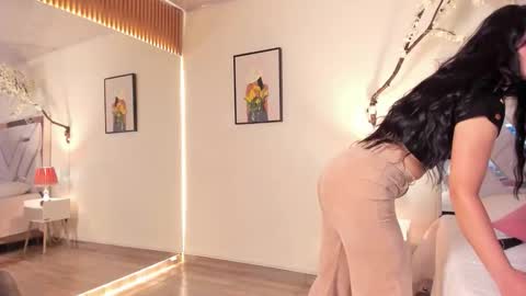 Meli online show from 03-08-26, 12:08